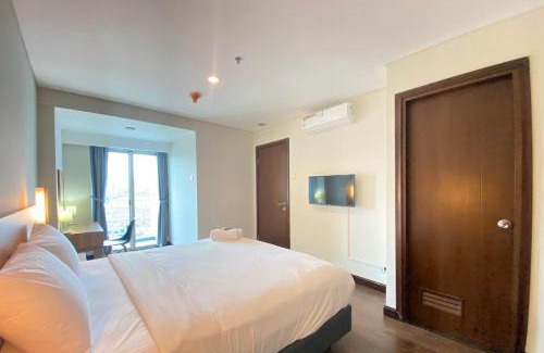 Braga Apartamento | Spacious 2BR Apartment at El Royale near BIP By Travelio