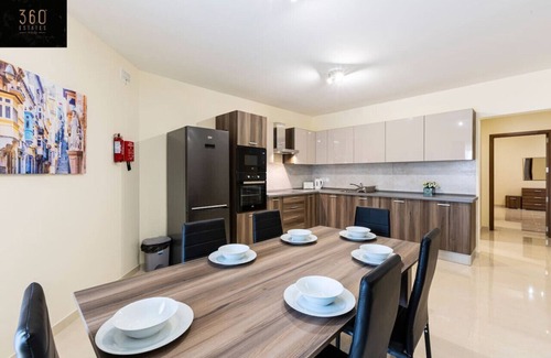 Marsaxlokk Apartamento | Spacious 2BR Apt with stunning views in Marsaxlokk