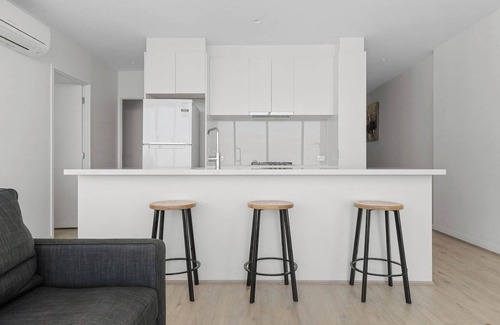 Southbank Apartamento | Spacious 2BR City Apt, Panoramic Views & Parking