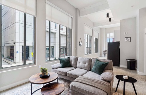 Downtown Cincinnati Apartamento | Spacious 2BR CozySuites | OTR Downtown #08