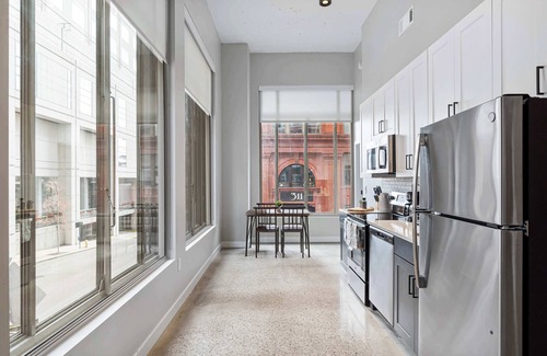 Downtown Cincinnati Apartamento | Spacious 2BR CozySuites | OTR Downtown #13