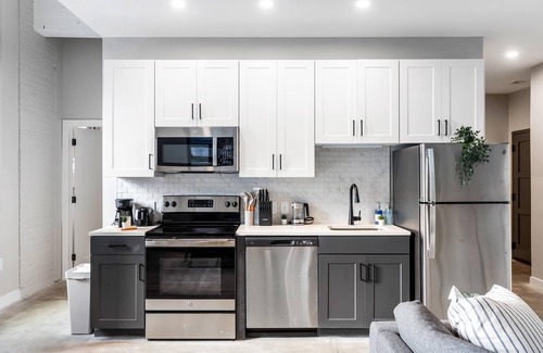 Downtown Cincinnati Apartamento | Spacious 2BR CozySuites | OTR Downtown #15