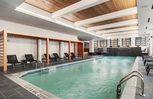Downtown Houston Apartamento | Spacious 2BR Luxury Home @ Walkable to Downtown Skyline Views