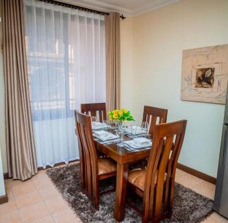 Masaki Apartamento | Spacious 2BR w pool & Gym
