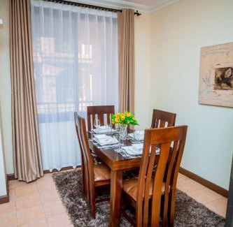 Masaki Apartamento | Spacious 2BR w pool & Gym