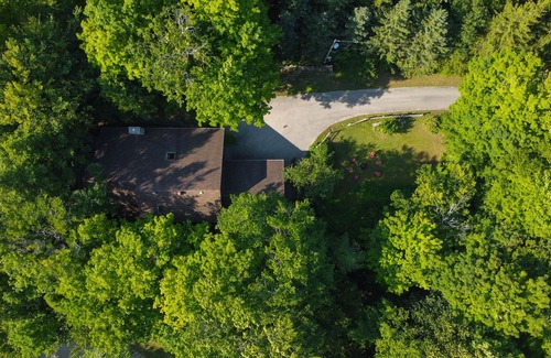 Owen Sound Cabaña | Spacious 3 bed 4 bath private cottage with amazing lake view sleeps 6