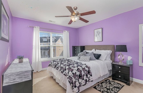 Apex Casa | Spacious 3 bed 4 bath with room for 8 in popular Apex, NC. Pet friendly!
