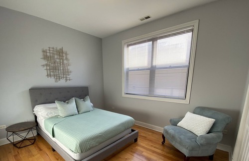 Grand Boulevard Condominio | Spacious 3 bed Chicago condo