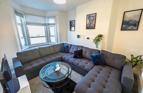 Stonebridge Apartamento | Spacious 3 Bed Flat in Wembley with Private Garden