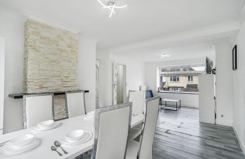 Luton Apartamento | Spacious 3-Bed Home in Luton with Free Parking