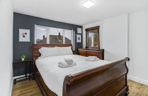 Luton Apartamento | Spacious 3-Bed Home in Luton with Free Parking