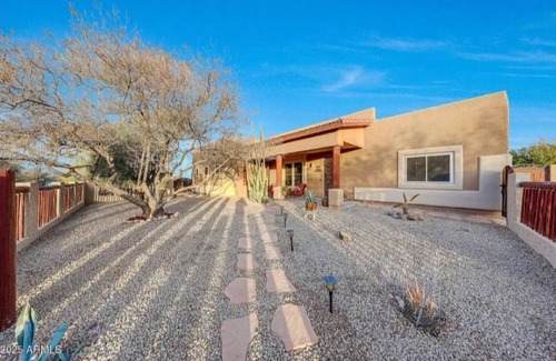 Wittmann Casa | Spacious 3-Bed Home with Office, Pool, Spa & Horse Amenities