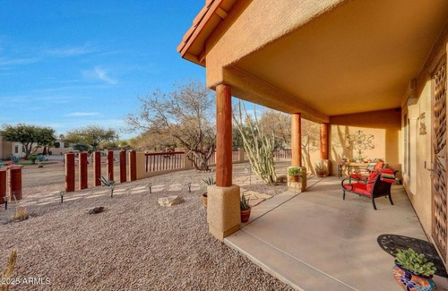 Wittmann Casa | Spacious 3-Bed Home with Office, Pool, Spa & Horse Amenities