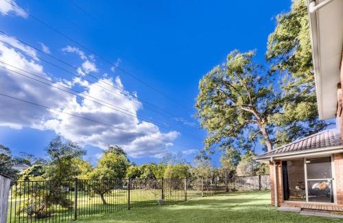 Sunnybank Hills Casa | Spacious 3 bed Retreat 1min to Mall Sunnybank Hill