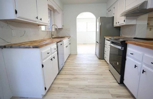 Bijou Park Casa | Spacious 3-Bedroom, 2-Bath Home in South Lake Tahoe with WiFi & Modern Comforts