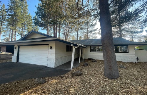 Bijou Park Casa | Spacious 3-Bedroom, 2-Bath Home in South Lake Tahoe with WiFi & Modern Comforts