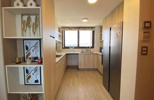 Renaca Apartamento | Spacious 3-bedroom apartment with incredible view! WiFi and 2 parkings.