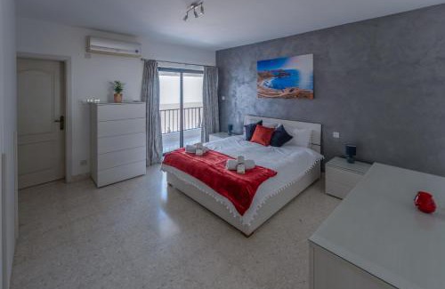 Il-Balluta Apartamento | Spacious 3 bedroom Apartment in the Heart of St Julians