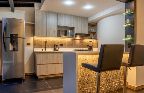 Laureles Apartamento | Spacious 3-bedroom apartment in Laureles Medellín with AC on each bedroom, WiFi