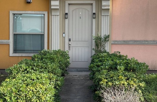 Edinburg Apartamento | Spacious 3-bedroom apartment in delightful North McAllen with WiFi, and pool!