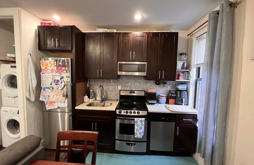 Washington Heights Apartamento | Spacious 3-bedroom apartment with WiFi, AC in lovely New York