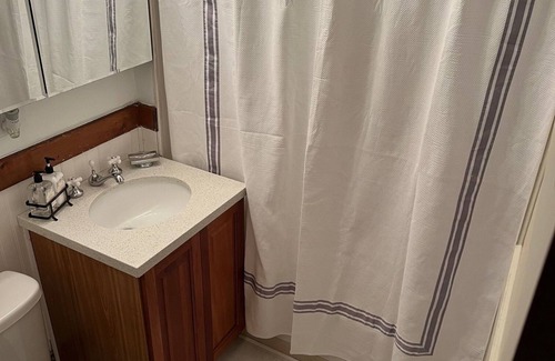 Syracuse Apartamento | Spacious 3-bedroom apartment with WiFi, AC in Syracuse