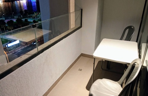 Al Rigga Apartamento | Spacious 3-bedroom apartment with AC, WiFi in vibrant Dubai