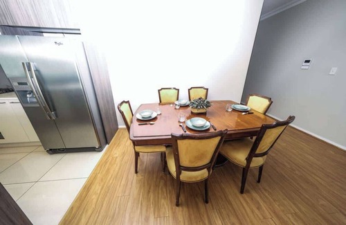 North Rocks Apartamento | Spacious 3 bedroom apt lift access near Parramatta