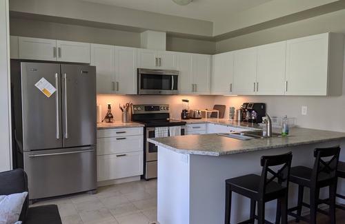Collingwood Casa | Spacious 3-bedroom cottage retreat minutes from Blue Mountain!