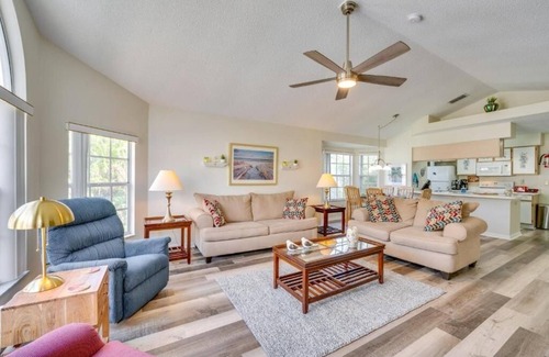 Royal Palm Bay Apartamento | Spacious 3-bedroom condo with pool and fitness room near to Disney for 8 People