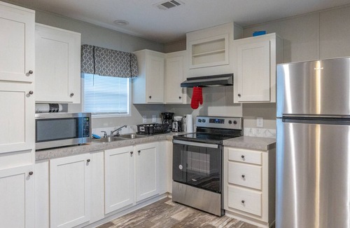 Nichols Cabaña | Spacious 3 bedroom cottage South Lakeland/Parking