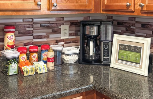 Riverdale Casa | Spacious 3 bedroom Getaway: Perfect for families: 10 mins away from Airport