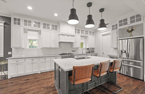 Greater Heights Casa | Spacious 3-bedroom house in the Heights