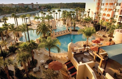 Williamsburg Condominio | Amplio 3 dormitorios, Marriott Grande Vista, resort junto al lago. Todas las semanas, las mejores tarifas.