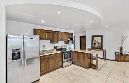 Tamarindo Apartamento | Spacious 3 bedroom with great wifi