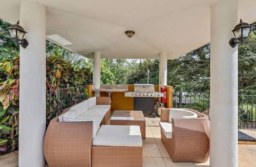 Tamarindo Apartamento | Spacious 3 bedroom with great wifi