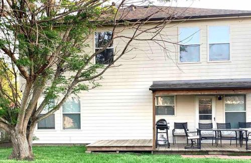 Rosenberg Casa | Spacious 3 Bedroom - Rosenberg