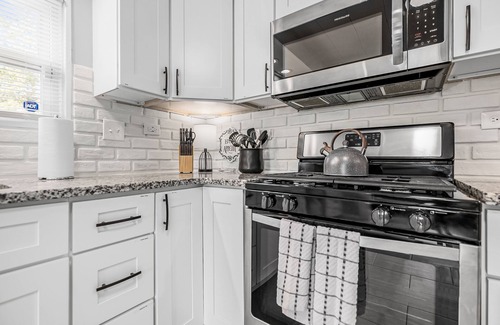 Warren Apartamento | Spacious 3 Bedroom | Sleeps 7 | Central Location
