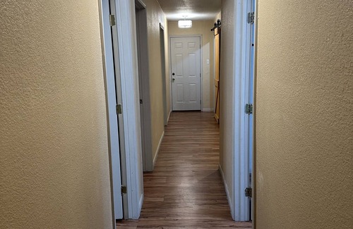 Lakeview  Jefferson County Casa | Spacious 3 bedroom home. Cajun Capital of Texas! Experience great fishing.