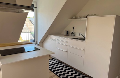Siska District Apartamento | Spacious 3-bedroom with AC and WiFi in Ljubljana