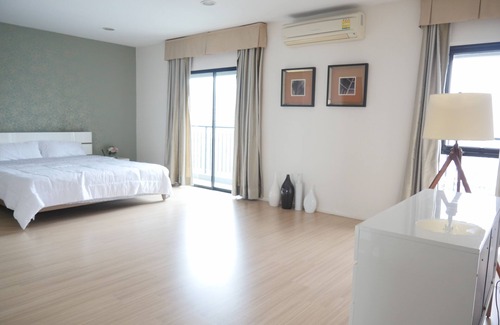 Ratchaprasong Apartamento | Spacious 3 beds 3 baths in heart of Bangkok near BTS Ploenchit & Central Embassy
