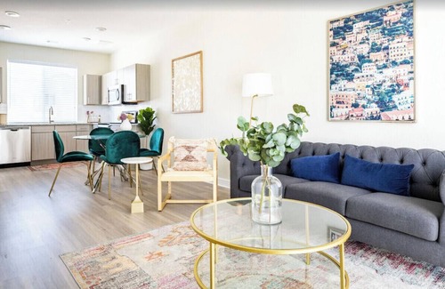 Cedar Park Casa | Spacious 3-Story, 2 Bedroom 2.5 Bathroom Townhome