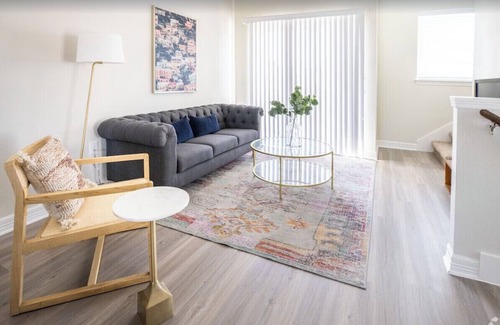 Cedar Park Casa | Spacious 3-Story, 2 Bedroom 2.5 Bathroom Townhome