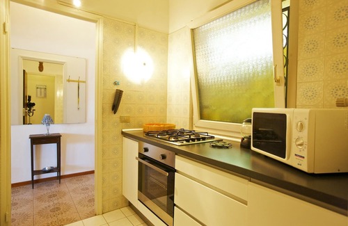 Cannobio Apartamento | Amplio apartamento de 3 dormitorios con balcón soleado y vistas panorámicas del lago