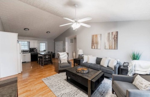 Danville Casa | Spacious 3bd/2ba near Casino