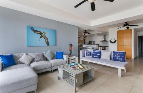 Puerto Juarez Apartamento | Spacious 3BD Apartment with Pool & Beach in Cancun