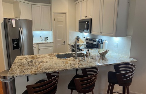 Edgehill Farm Condominio | Spacious 3bdrm lake view condo close to EVERYTHING!