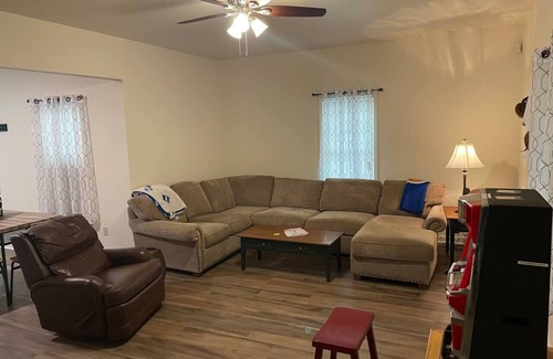 Golden Belt Historic District Casa | Relaxing 3B/2Ba House Close To Everything RTP