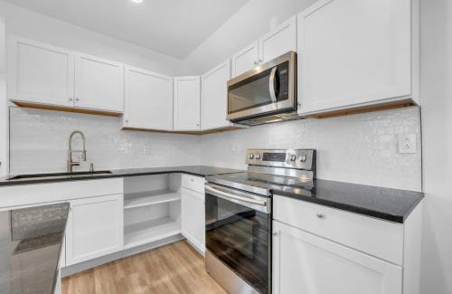 Mexicantown - Southwest Detroit Apartamento | Spacious 3BR Detroit Apt Sleeps 7 WiFi