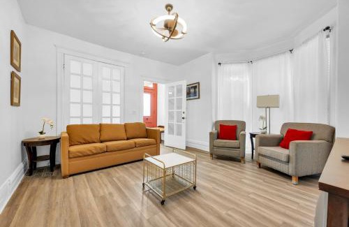 Mexicantown - Southwest Detroit Apartamento | Spacious 3BR Detroit Apt Sleeps 7 WiFi